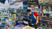 Apakah kerja di indomaret harus good looking