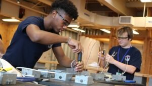 Kerja di bumn lulusan smk